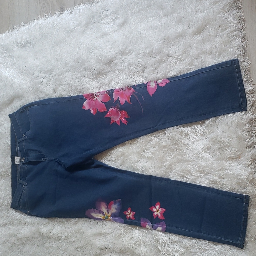 Venus women skinny jeans
